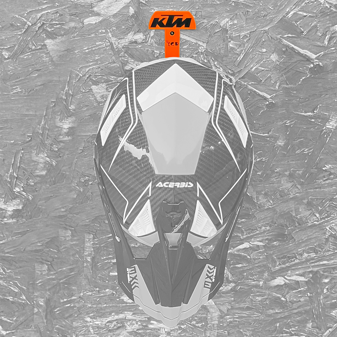 Стойка за каска